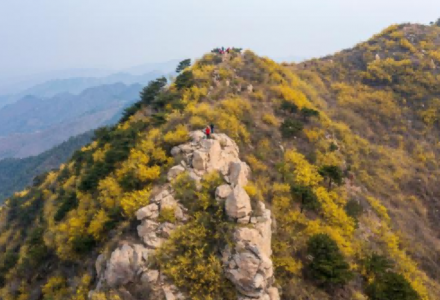 自驾游济南最高峰云梯山